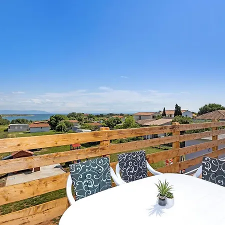 Apartamento Marlera With Sea View Ližnjan